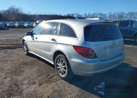 2007 Mercedes-Benz R 350 4Matic z USA, uszkodzony, nr VIN 4JGCB65E27A039803